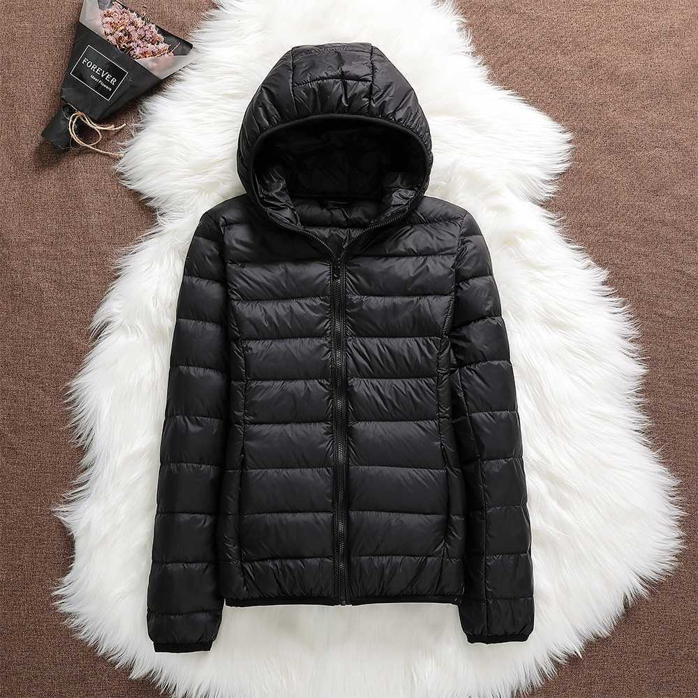 Giacca Impermeabile Leggera e Versatile