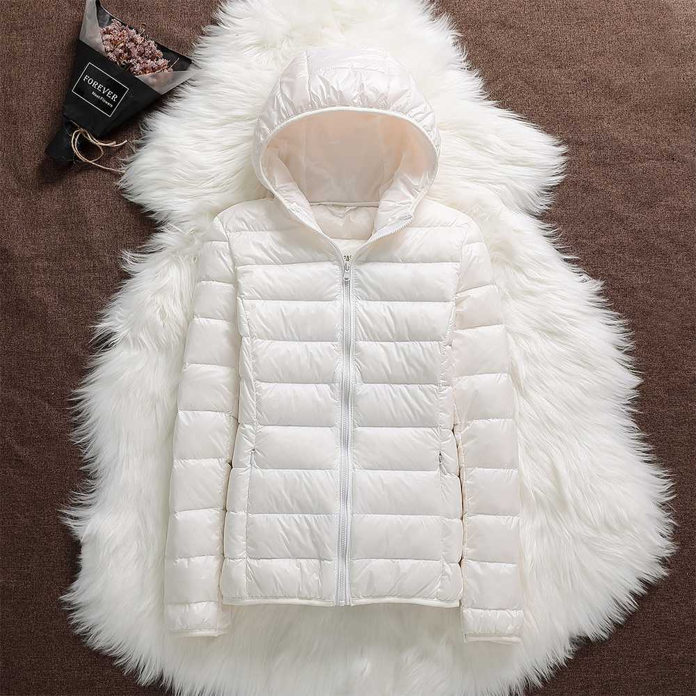 Giacca Impermeabile Leggera e Versatile